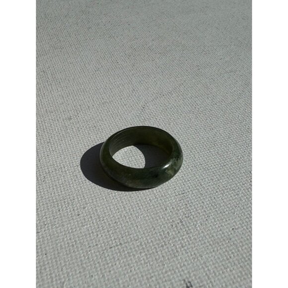 Vintage Jade Band Ring 6mm size 5.5 - Picture 5 of 8